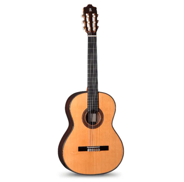 GUITCLAALH095_b.jpg